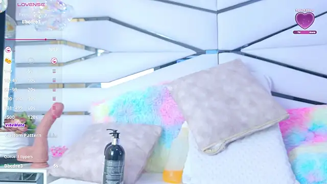 Snapshot of Iris_Ross_ chatting on 03-01-25, 02:34 Iris Ross online show from 03-01-25, 02:34