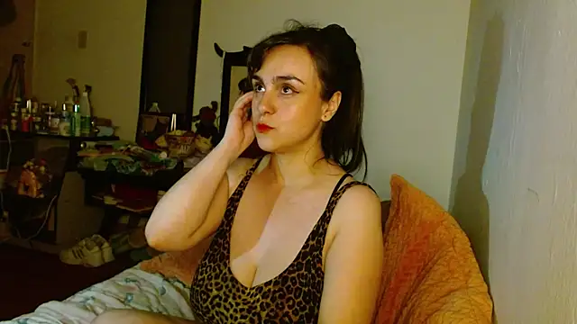 collette beaufoy  online show from 09-28-25, 10:26