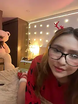 vanesaa blake online show from 12-17-25, 03:01