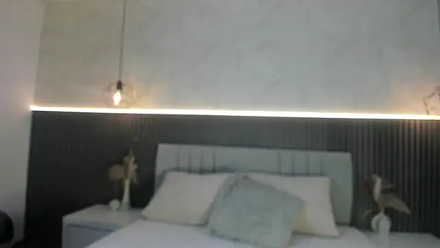 Snapshot of SHANONCLARK chatting on 09-30-25, 07:08 SHANONCLARK online show from 09-30-25, 07:08