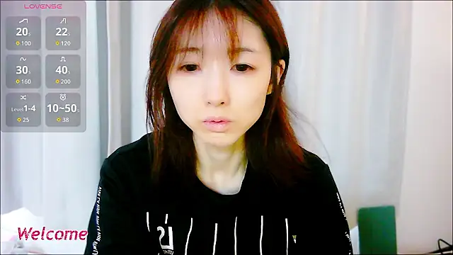 Love me Eri  online show from 09-29-25, 10:58