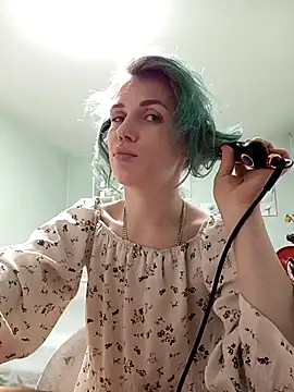 Linda Gregory online show from 12-14-25, 02:06