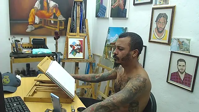 Snapshot of color_beat17 chatting on 12-04-24, 10:08 color beat17 online show from 12-04-24, 10:08