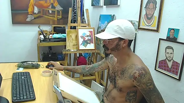 Snapshot of color_beat17 chatting on 12-12-24, 04:21 color beat17 online show from 12-12-24, 04:21