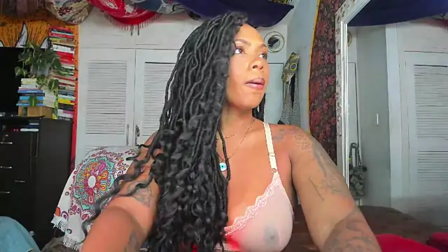 ElizaGrey  online show from 10-28-25, 01:58