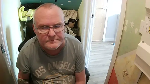 FriendlyDave online show from 02-09-25, 10:20