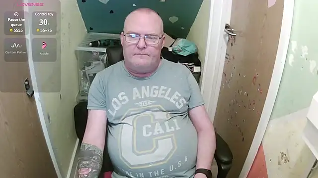 FriendlyDave online show from 02-22-25, 06:06