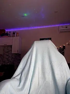 Snapshot of Good__Girl_ chatting on 01-12-26, 07:41 Good Girl online show from 01-12-26, 07:41