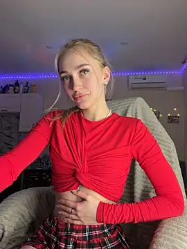 Snapshot of Good__Girl_ chatting on 02-13-26, 03:41 Good Girl online show from 02-13-26, 03:41