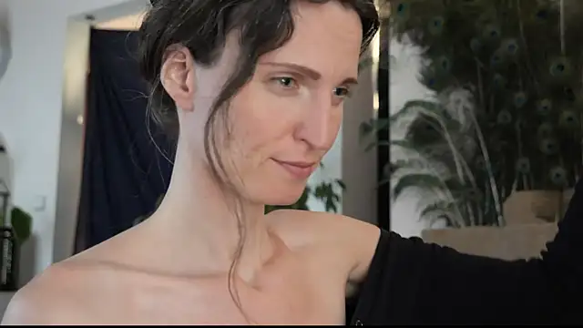 yulladao online show from 10-05-25, 04:49