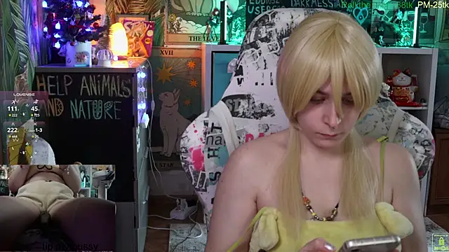 ShiroiFubuki online show from 01-03-25, 12:08