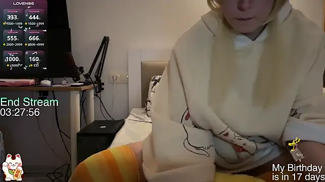 ShiroiFubuki online show from 02-05-26, 07:29