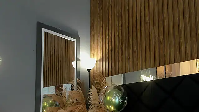 Zoevegass online show from 01-17-25, 05:30