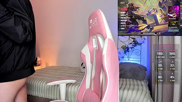 Jiggly   online show from 09-22-25, 11:40