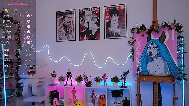 HolliWould  online show from 09-30-25, 05:29