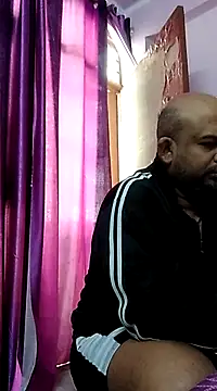 Dick 6inches online show from 03-01-25, 09:29