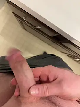 Snapshot of madman11222 chatting on 03-16-25, 05:25 madman11222 online show from 03-16-25, 05:25