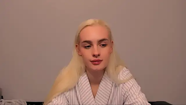 OliviaKisss online show from 03-16-26, 08:02