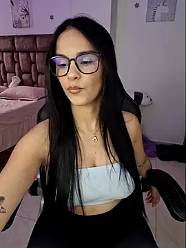 Snapshot of heyshaa chatting on 09-13-25, 08:41 heyshaa online show from 09-13-25, 08:41
