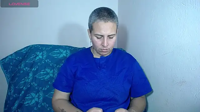 Yessi rousse online show from 01-17-25, 09:50