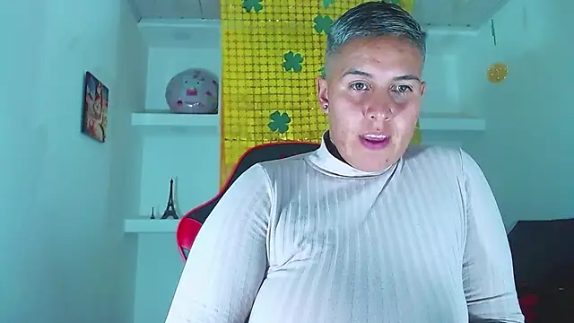 Yessi rousse online show from 03-18-25, 12:36