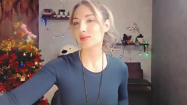 Snapshot of MillaXQueen chatting on 01-06-25, 05:52 MillaXQueen online show from 01-06-25, 05:52