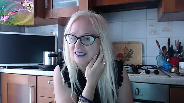 martachatte online show from 10-07-25, 07:49