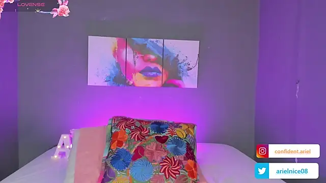 ariel35 online show from 01-12-25, 12:18