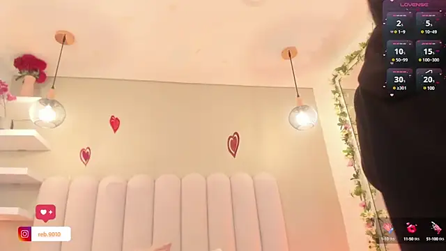 Rebeca jones online show from 03-01-25, 12:34