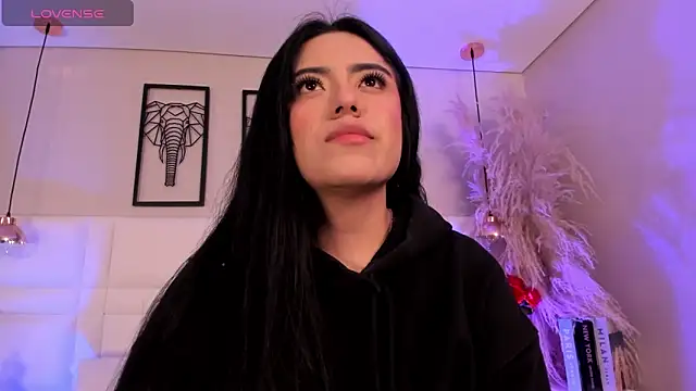 Rebeca jones online show from 11-12-25, 12:27