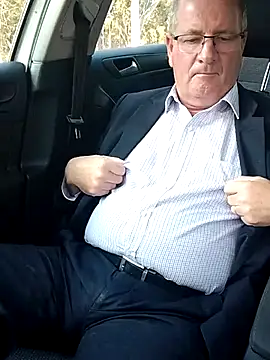 stiffandlubedxh online show from 09-09-25, 10:09