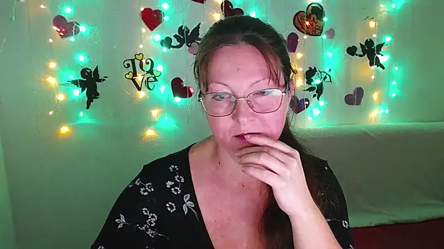 VanessaHotts online show from 01-31-25, 09:27