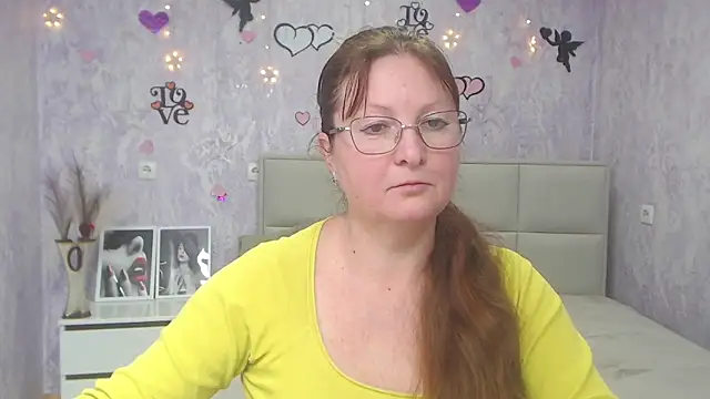 VanessaHotts online show from 03-07-25, 09:51