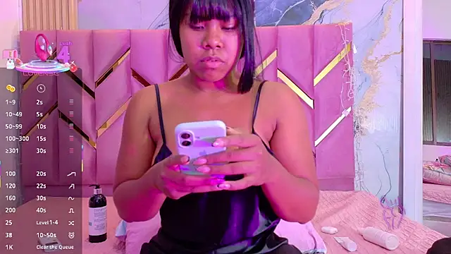 Snapshot of naughty_ebonyy chatting on 09-14-25, 07:35 naughty ebonyy online show from 09-14-25, 07:35