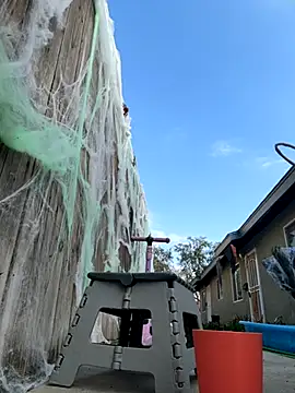 Snapshot of mandjpuff2 chatting on 09-30-25, 04:01 mandjpuff2 online show from 09-30-25, 04:01