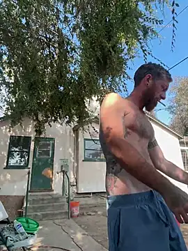 Snapshot of mandjpuff2 chatting on 10-17-25, 09:17 mandjpuff2 online show from 10-17-25, 09:17