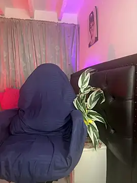 lonely shewolf online show from 04-04-26, 04:15