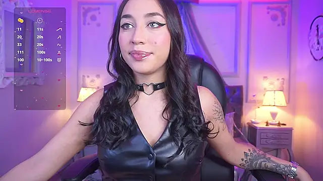 Snapshot of maggietime chatting on 12-08-24, 08:36 maggietime online show from 12-08-24, 08:36