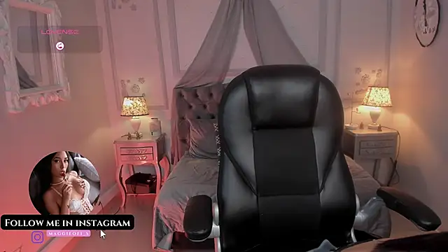 Snapshot of maggietime chatting on 03-06-25, 08:05 maggietime online show from 03-06-25, 08:05