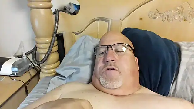 Bigbear0563 online show from 04-17-26, 04:32