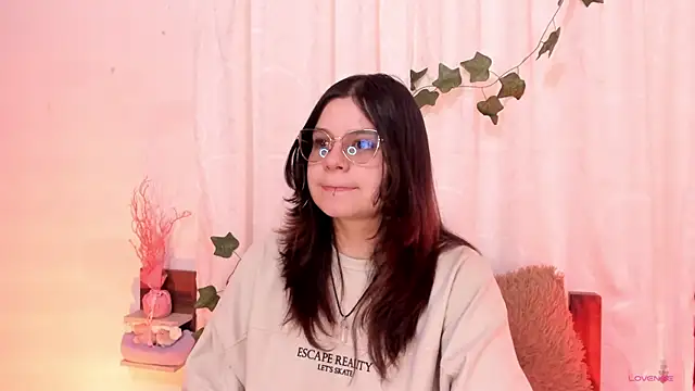 Mey moon online show from 02-13-25, 03:56