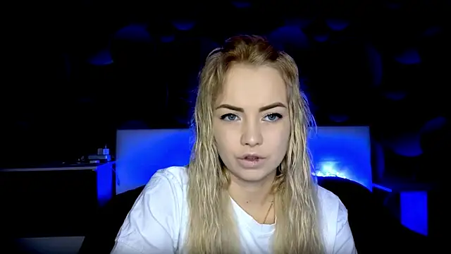 StephanieSweety online show from 11-05-25, 10:15