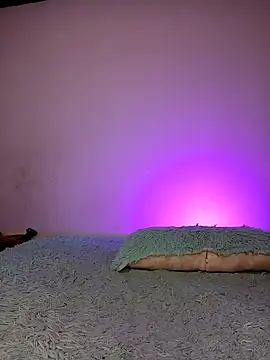 Piafisher1 online show from 11-28-25, 01:19