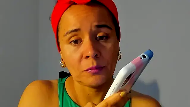 Snapshot of Sami_Hotie1 chatting on 09-16-25, 08:32 Sami Hotie1 online show from 09-16-25, 08:32