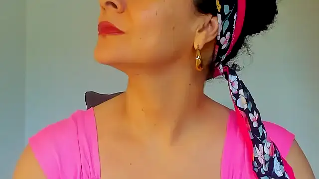 Snapshot of Sami_Hotie1 chatting on 09-21-25, 09:27 Sami Hotie1 online show from 09-21-25, 09:27