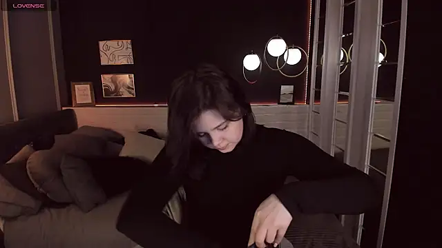 Mayayammy online show from 12-14-24, 05:58