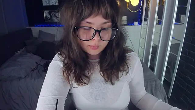 Mayayammy online show from 09-10-25, 01:44