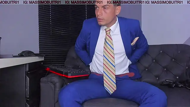 massimo g online show from 11-17-25, 11:05