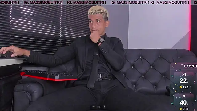 Snapshot of massimo_g chatting on 01-06-26, 01:15 massimo g online show from 01-06-26, 01:15