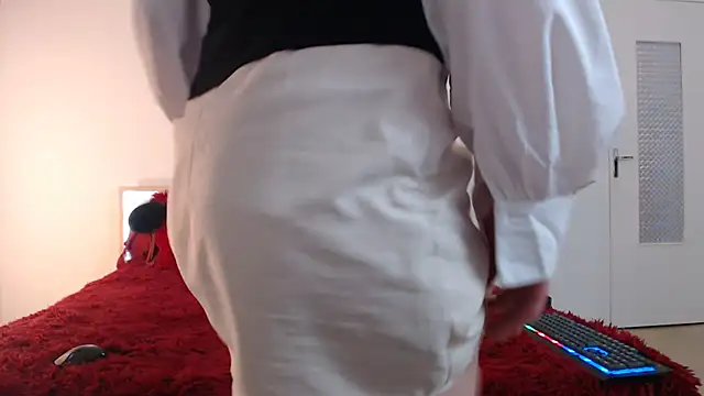 Snapshot of Crystal-dreamt chatting on 01-06-25, 05:49 Crystal-dreamt online show from 01-06-25, 05:49